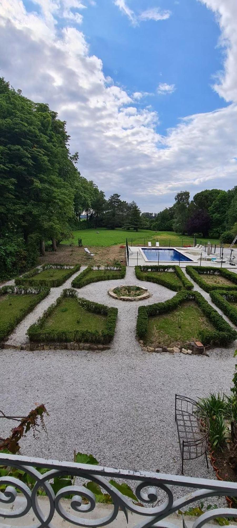 Les Terrisses - Chambres D'Hotes Avec Piscine Saint-Félix-Lauragais Eksteriør bilde